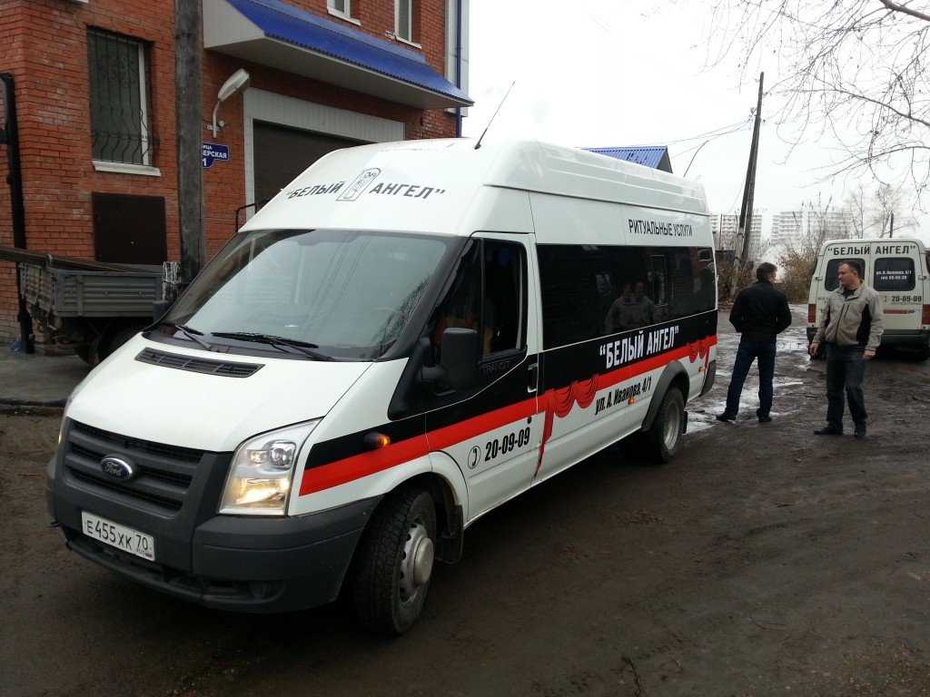 Брендирование микроавтобуса «Газель» в Томске